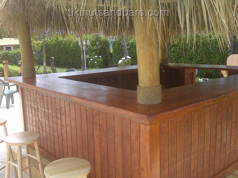 Tiki Huts and Bars/newpictures/Tiki Huts 32